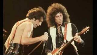 Queen - It's Late (Live in Vienna 1978)