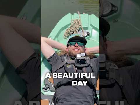 REDNECK tanning bed.. 😂#kayakfishing #kayakangler