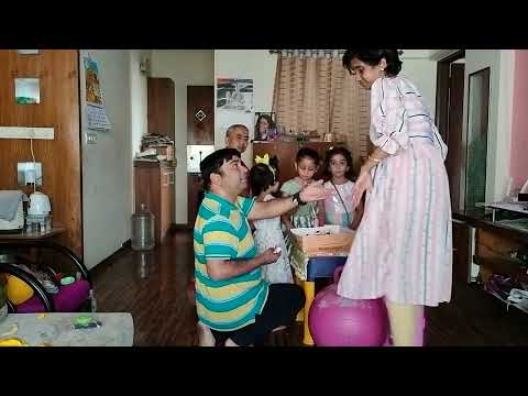 Hanshitha cake cutting Happy Birthday to you 🌟🌟🎂🎂🎂