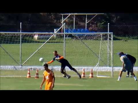 Goleiro Pedro Gomes-96