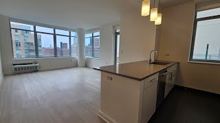 81 Fleet Place #12M