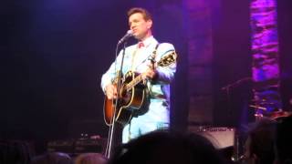 Pretty girls don&#39;t cry (part) - Chris isaak Eindhoven 2012