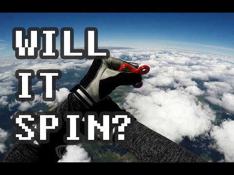 [WILL IT SPIN???] FIDGET SPINNER VS SKYDIVING
