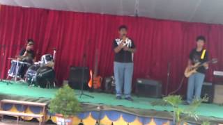 Download lagu Coklat-Bendera Version Evolution Band.MP4 mp3