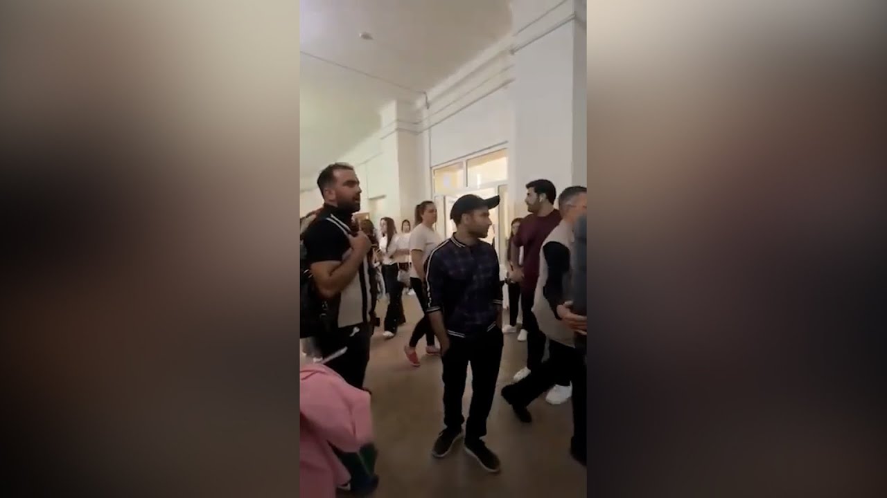 Բրյուսովում դասախոսներին բացահայտ սպառնում են