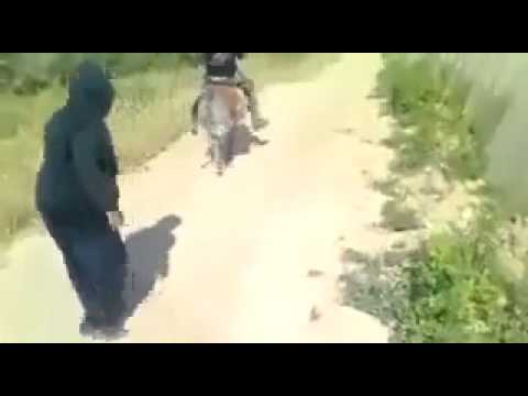 Keshtu nodh kur nuk dhez duhet te shtyni HaHaHa SHARE