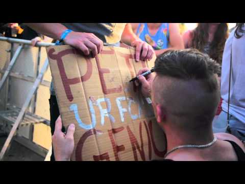 THePETEBOX :: Tour Diaries :: Rock For People 2015 :: Loop Pedal Show