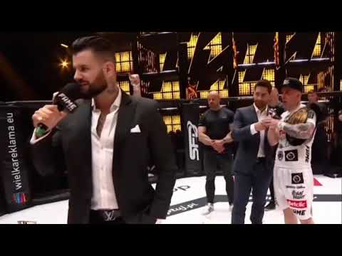 WŚCIEKŁY BOXDEL WCHODZI DO OKTAGONU I SKŁADA PROTEST PRZECIWKO WERDYKTOWI SĘDZIÓW KSW #shorts