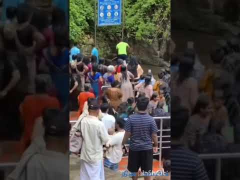 ஐந்தருவியில் பரபரப்பு...