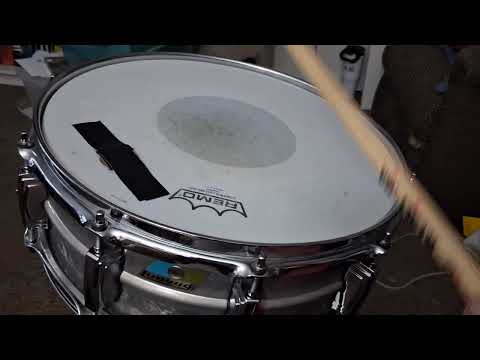 Ludwig Limited Edition 5x14" Acrophonic Hammered Aluminum Snare Drum 2010s - Matte Hammered Aluminum Bild 7