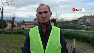 Temizlik İşçisi, Çalılıklar Arasında Bulduğu Türk Bayrağını Yerde Bırakmadı