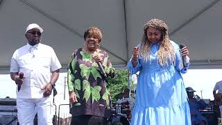 Download lagu Shirley Caesar-'I Remember Mama' mp3
