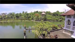 preview picture of video 'Taman Ujung Bali - from above'