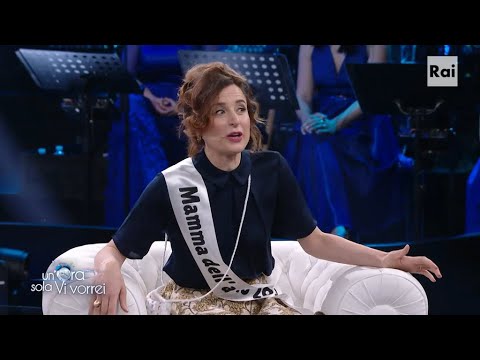 "La mamma dell'anno" - Un'ora sola Vi vorrei 11/05/2021