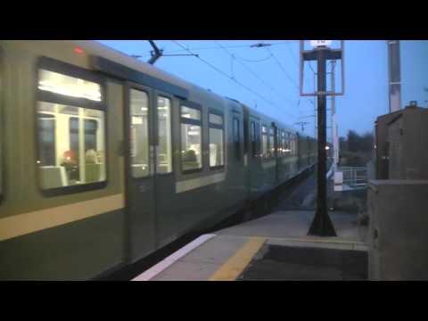 Irish Rail 8100 EMU 8115 + 81xx + 8113 arrive at Clontarf Road