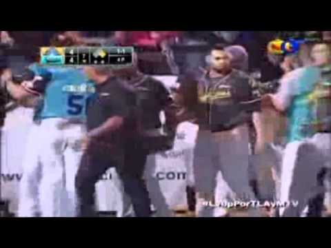 Bravos y Magallanes armaron una tángana