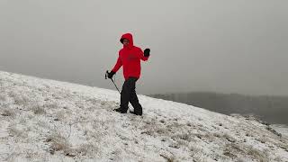 Lost on a mountain, without compass,I dropped my camera,my mind is freezing...💥