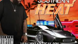 Molly World - Trouble - MixtapeFreak.com