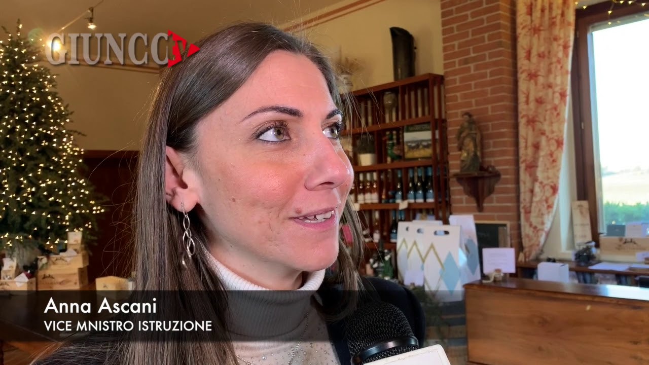 Anna Ascani in Maremma: con sé “porta” 8 milioni di euro per  la scuola di Ribolla