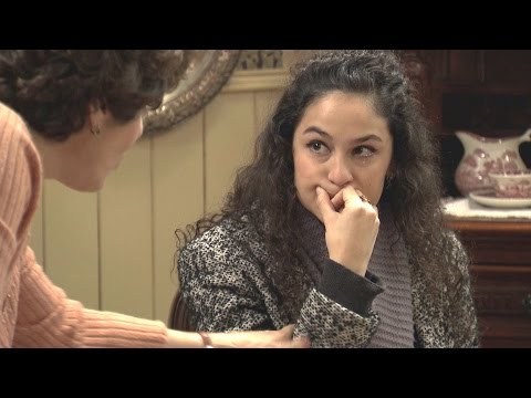 Amar C788 - Carmen le pide trabajo a Benigna