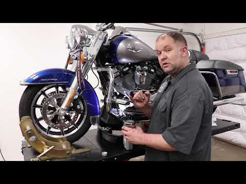 Harley-Davidson Milwaukee-Eight Oil Change | Fat Head Cycles