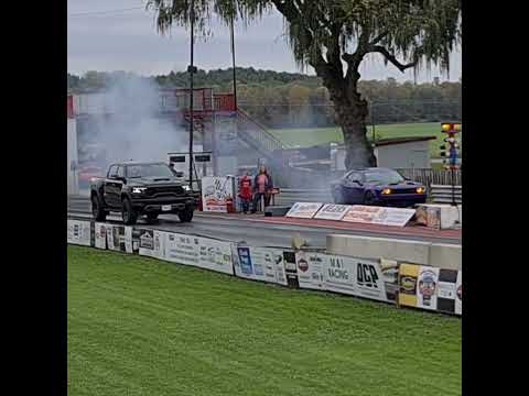Ram TRX vs HellCat Redeye Challenger
