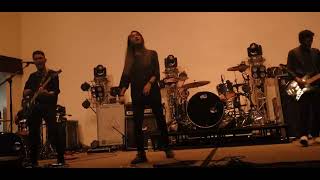 Download lagu Sekumpulan Orang Gila - Garisan Sartan x AMUHDA | [Live] Rock On Fest 2022 mp3