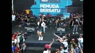 Download lagu Story wa dangdut syahiba saufa'Tak ikhlasno' mp3