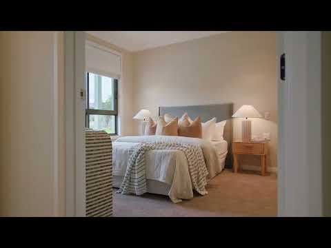 Spacious Three-Bedroom Villa with Flexible Living and Private Courtyard