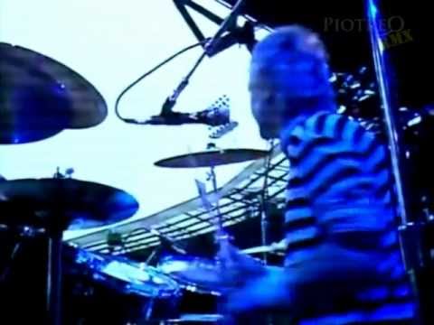 Queen vs The Clash - Another One Bites The Radio Clash (Mash-up by PiotreQ) [MUSIC VIDEO]