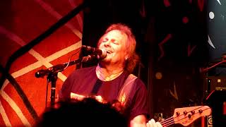 Sammy Hagar (w/ Michael Anthony) - Why Can&#39;t This Be Love - Cabo Wabo - Cabo San Lucas - 10-13-2019