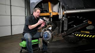 European Brake Power Bleeder Fits most European Imports with 45mm threaded reservoir cap - video thumbnail 4