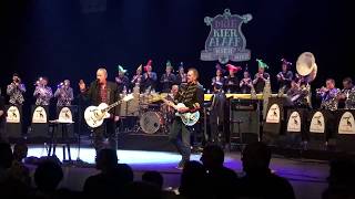 Rowwen heze- bestel mar -theater Maastricht 3x alaaf