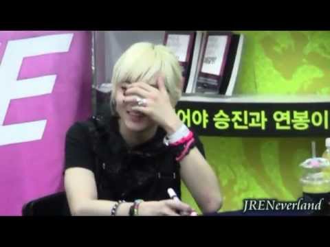 120325 NUEST木洞签名会 被姐姐四个大炮一个DV拍的不好意思的REN啊