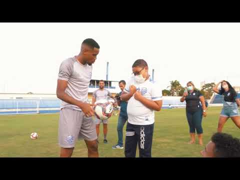 Visita especial no treino do Azulão | CSA TV