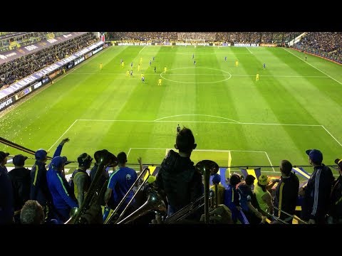 "Cuando vas a la cancha vas con el patrullero - Boca Godoy Cruz 2017" Barra: La 12 • Club: Boca Juniors
