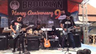 Download lagu Superman is dead - Rock n Roll band (cover by The Bikini Bottom) mp3