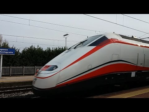 HD - Frecciabianca (FB 8816) Lecce - Venezia S. Lucia in transito ad alta velocità