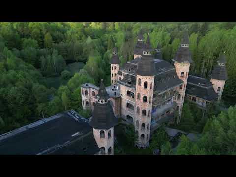 DUO CAFFEE LIVE @ CASTLE | House / Tech DJ Set  | King of My Castle Remix + More