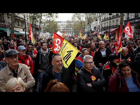 فرنسا على موعد مع أكبر إضراب لعمال النقل والمعلمين احتجاجا على تعديلات في قانون التقاعد…