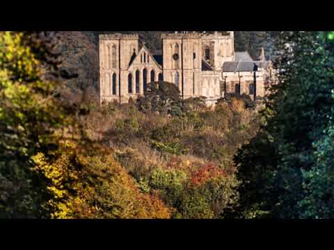 BBC Music for Organ - Lionel Rogg at Ripon Cathedral