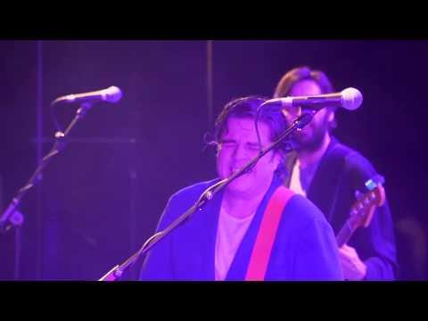 rEAL sTRAITS - the spirit of dIRE sTRAITS