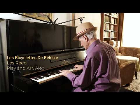 les bicyclettes de belsize Piano Performance Video