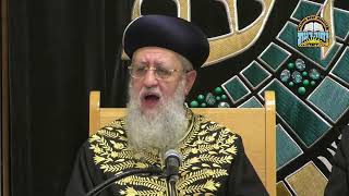 אמירה לגוי בבין השמשות כשקיבל שבת בציבור I מרן הראשון לציון הגאון רבי דוד יוסף שליט"א #הרב_דוד_יוסף (מוסדות יחווה דעת) - התמונה מוצגת ישירות מתוך אתר האינטרנט יוטיוב. זכויות היוצרים בתמונה שייכות ליוצרה. קישור קרדיט למקור התוכן נמצא בתוך דף הסרטון