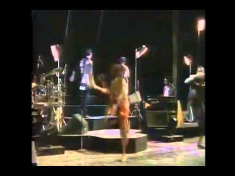 Peter Gabriel & Youssou N'Dour - In Your Eyes (live in athens Greece - 1987)