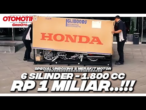 Unboxing Motor Rp 1 Miliar 6 Silinder Honda Gold Wing Tour DCT 2018 l First Impression l GridOto