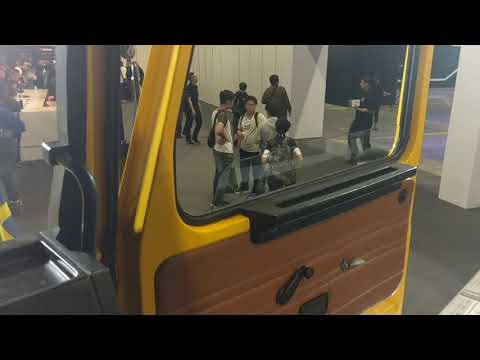 1986年式SCANIA T112M 4x2曳引車與歷代車型展示