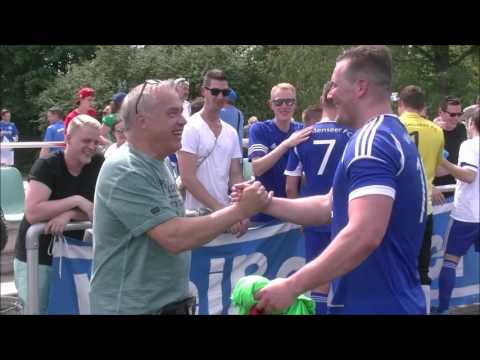 Jubelszenen nach dem Erfolg vom Weißenseer FC bei Staaken II (4:3 , 28.05.17, BL Staffel 2)