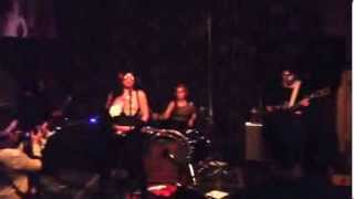 HOT PEARL SNATCH (Cramps tribute)