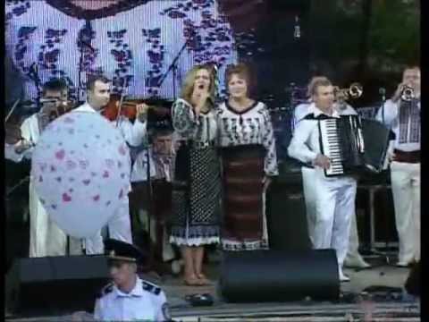 ZÎNICA JULEA & FRATII ADVAHOV ,,Mama mea raza de soare,,